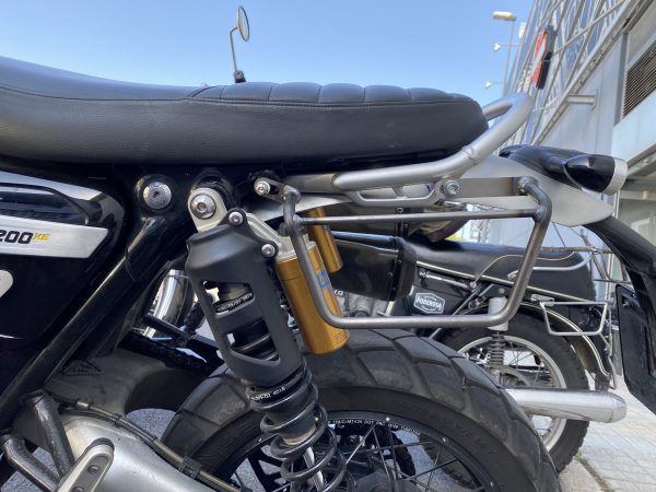 SOPORTE PARA ALFORJA TRIUMPH STREET SCRAMBLER 1200 - Imagen 9