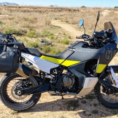 PORTAEQUIPAJES TRASERO Y SOPORTE DE ALFORJAS PARA HUSQVARNA NORDEN 901